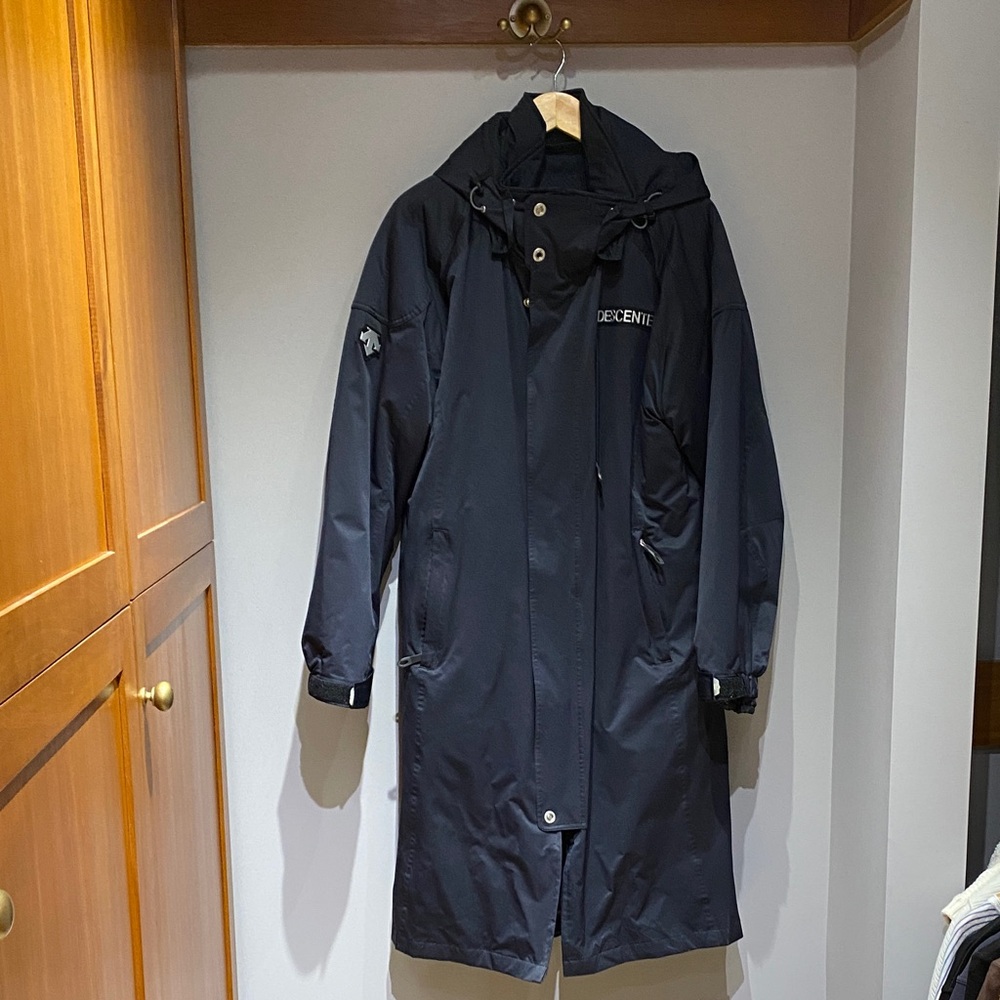Descente Black Men's coat